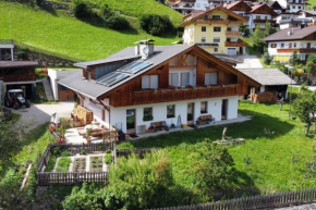 XXL-Appartement Moarhof Urlaub am Bauernhof Campo Tures